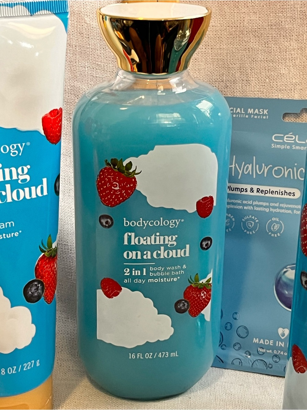 Bodycology Floating on a Cloud Blue Body Care Bundle - Picture 5 of 5